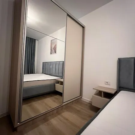Apartel Elia 2 *